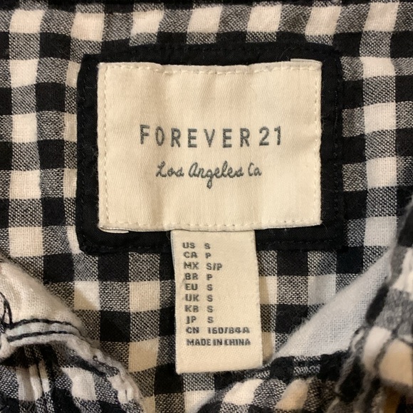 Plaid Gingham Button Down - Picture 6 of 6